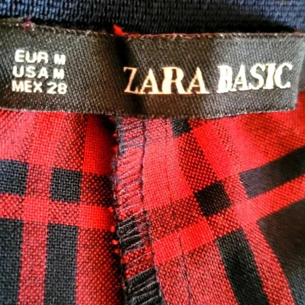 Zara Basic, red with black square pant, Medium,  in excellent condition - Picture 9 of 9